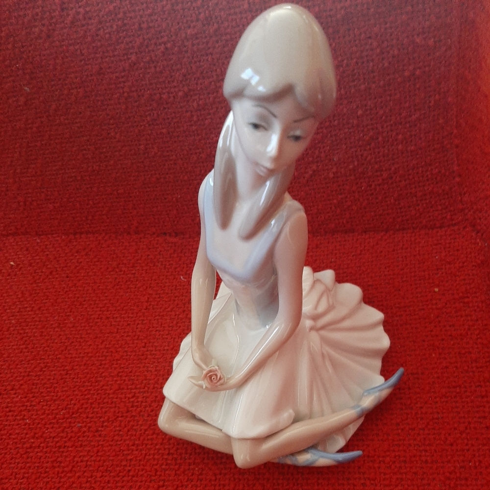Rare Casades Porcelain Ballerina Figurine Spain